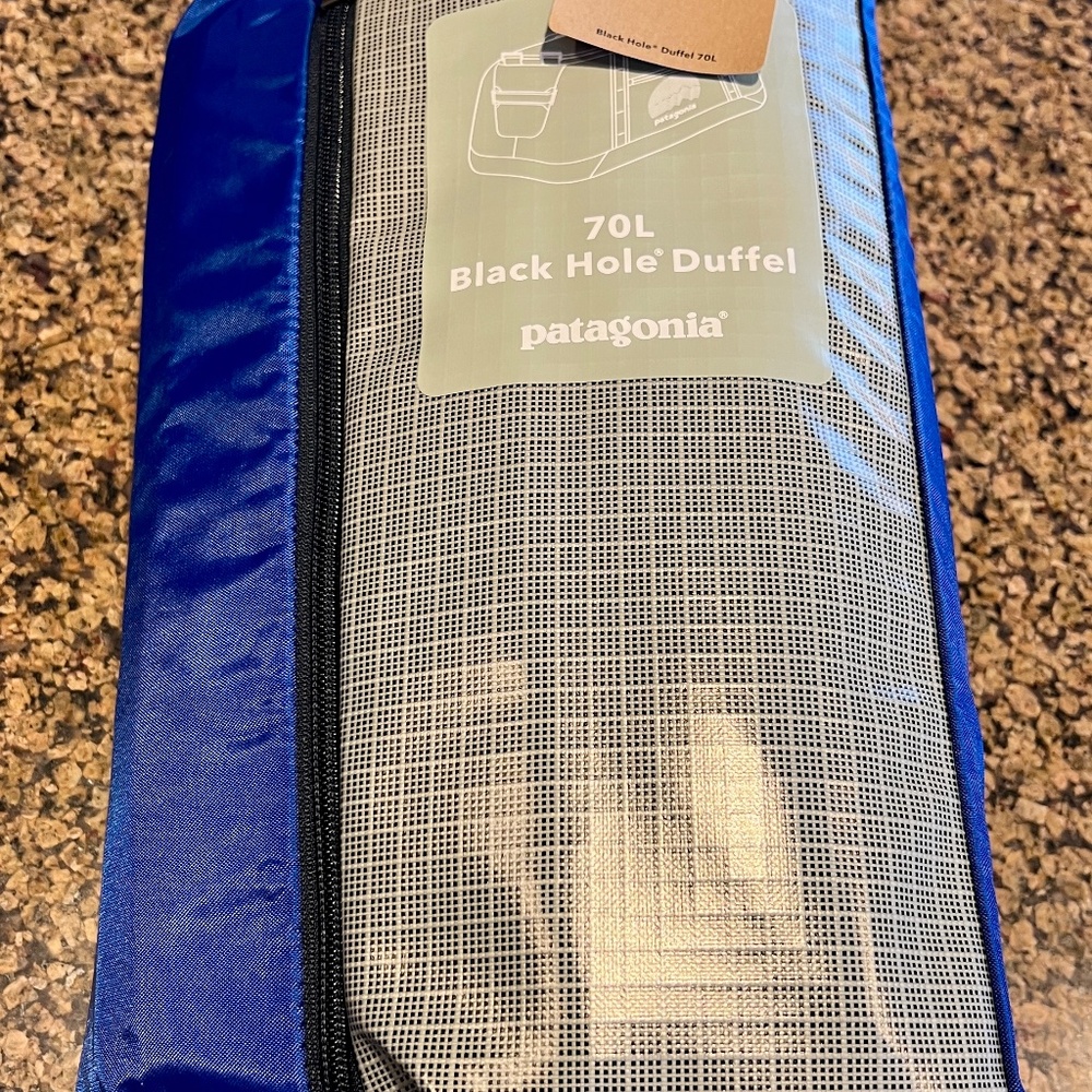 Patagonia Black Hole Duffel 70L - Ridge Rise Moonlight: Sleet Green - NWT - Picture 2 of 5